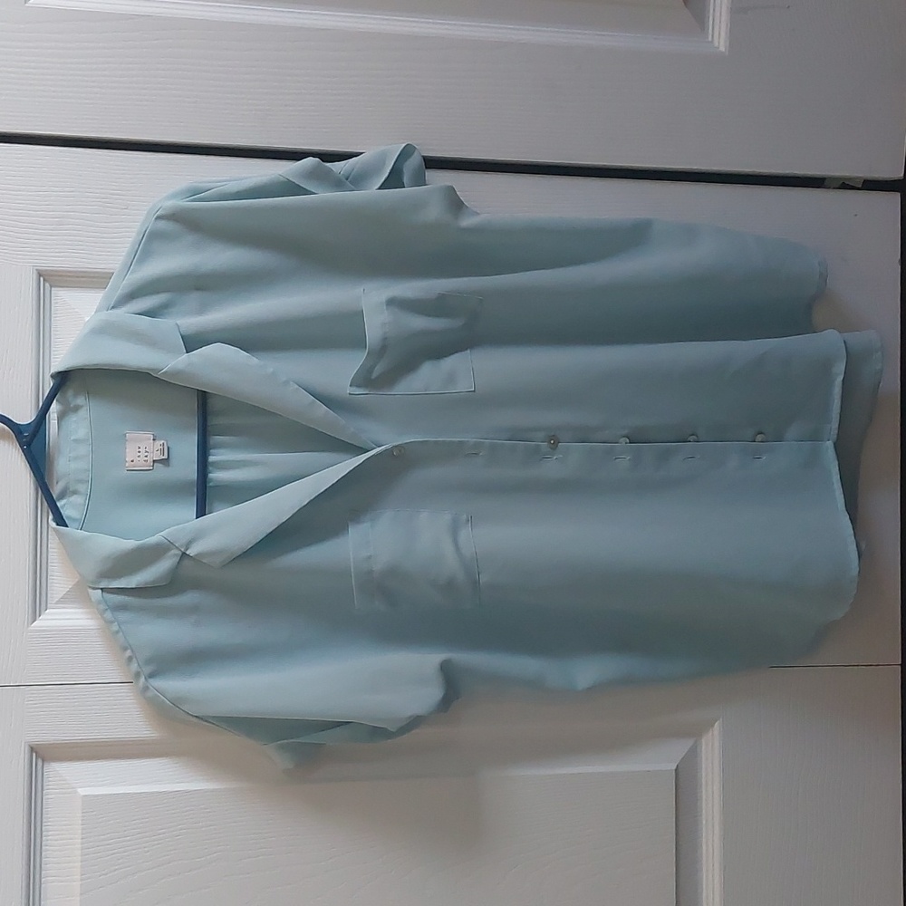 A NEW DAY PALE BLUE CUFFED BUTTON UP LARGE